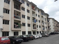 Apartment Taman Bukit Kenangan Kajang near Taman Jasmin Freehold